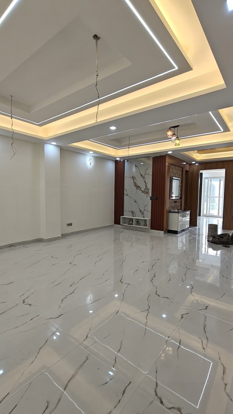 Room, gms road 3 Bedroom 2200 Sq.Ft. Builder Floor In Gms Road Dehradun 8822367