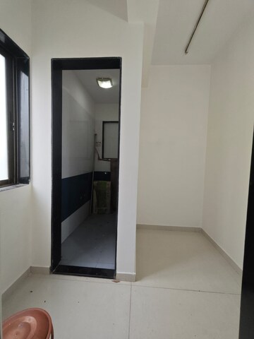 Room in 3 BHK Apartment at Godrej Serenity, Chembur – for Rent
