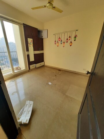1 BHK Apartment For Rent in Aditya Celebrity Homes, Sector 76