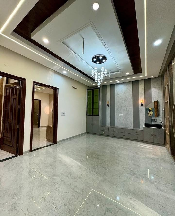 3 BHK + Pooja Room Builder Floor For Sale in Builder Floor