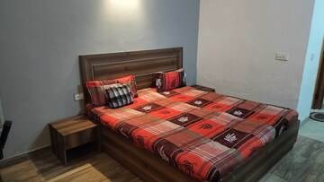Bedroom in 1 BHK Apartment at Paramount Golfforeste, Zeta I Greater Noida – for Rent
