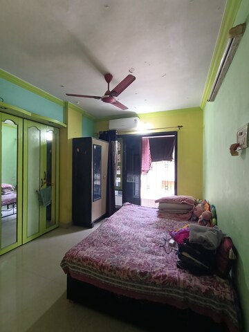 Bedroom in 2 BHK Apartment at Dombivli West – for Rent