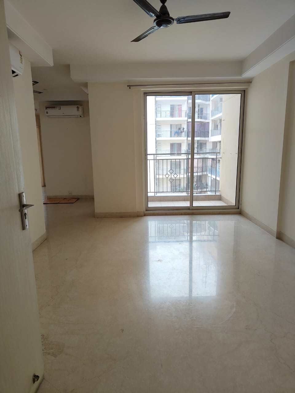 3 BHK + Servant Room 1995 Sq.Ft. Apartment in Bestech Park View Sanskruti