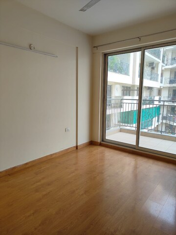 Room in 3 BHK Apartment at Bestech Park View Sanskruti, Sector 92 – for Rent