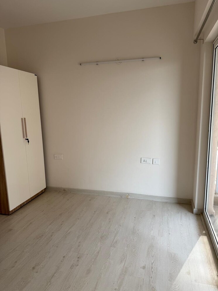 Room, shapoorji-pallonji-joyville-gurgaon 4 Bedroom 2162 Sq.Ft. Apartment In Sector 102 Gurgaon 8822540