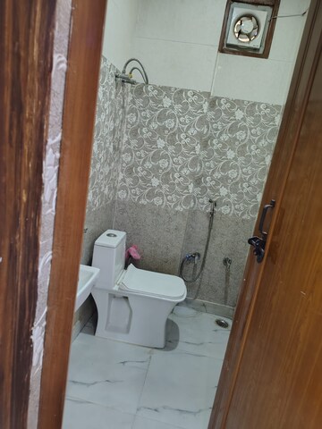 Bathroom in 2 BHK Builder Floor at Dwarka Mor – for Rent