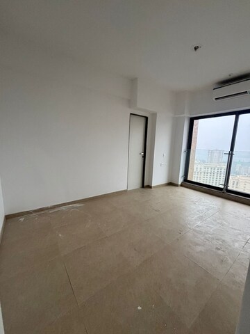 Room in 3 BHK Apartment at Kanakia Silicon Valley, Powai – for Sale