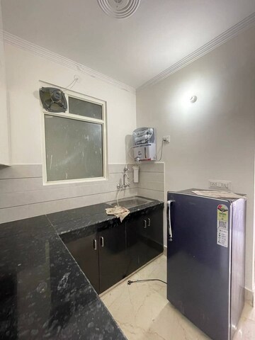 Kitchen in 1 BHK Builder Floor at Maidan Garhi – for Rent