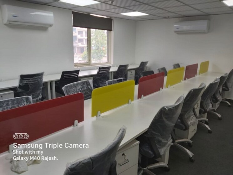 Team Area, sector 58 Commercial Office Space 1000 Sq.Ft. In Sector 58 Noida 8822553