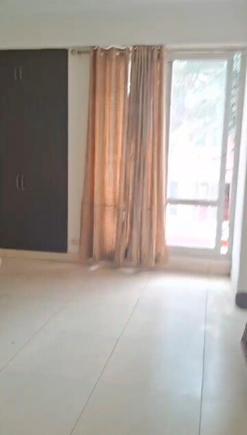 Room in 2 BHK Apartment at Value Meadows Vista, Raj Nagar Extension – for Sale