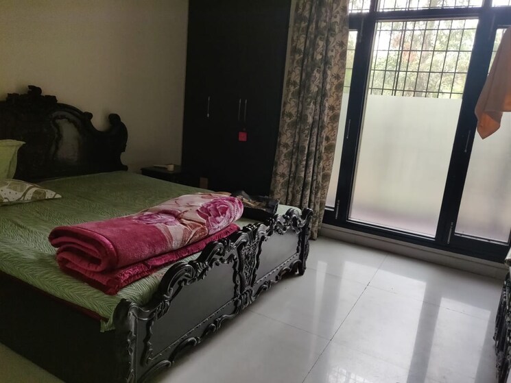 Bedroom, greater kailash i 3 Bedroom 1800 Sq.Ft. Builder Floor In Greater Kailash I Delhi 8822624