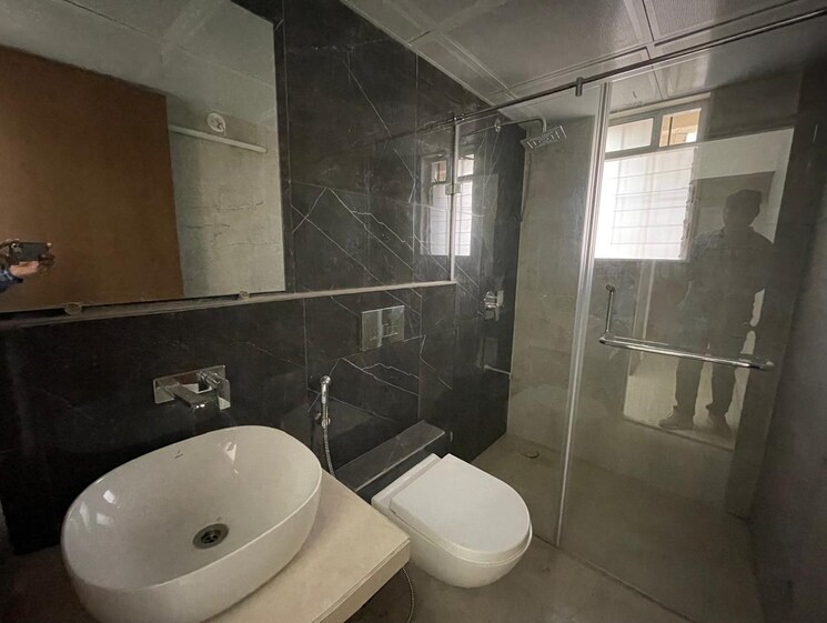 Bathroom, dosti-west-county-phase-4-dosti-pine 2 Bedroom 747 Sq.Ft. Apartment In Balkum Pada Thane 8822621