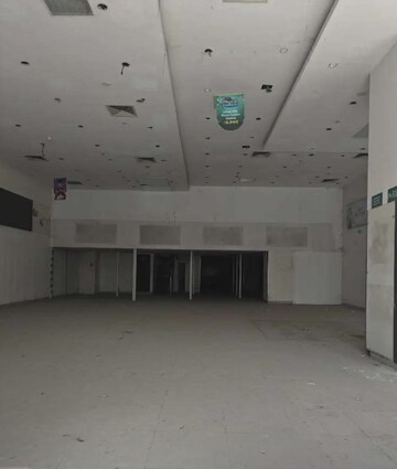 Floor Plan in  Showroom at Main Road – for Rent