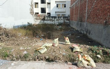 Plot For Sale in Anand Vihar