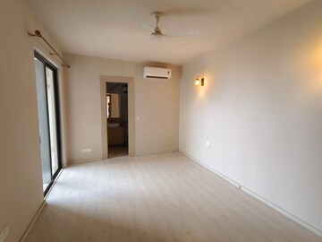 Room in 3.5 BHK Apartment at M3M Golf Hills, Sector 79 – for Sale