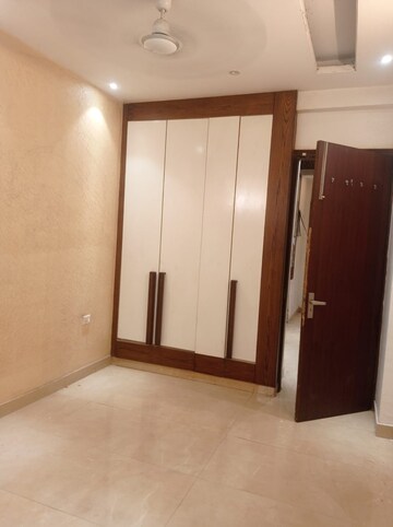 Room in 3 BHK Apartment at Mukundapur – for Rent