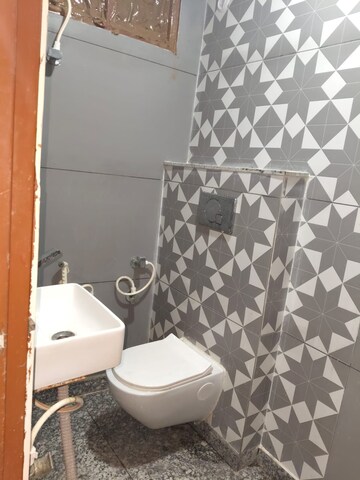 Bathroom in 3 BHK Builder Floor at Dwarka Mor – for Rent