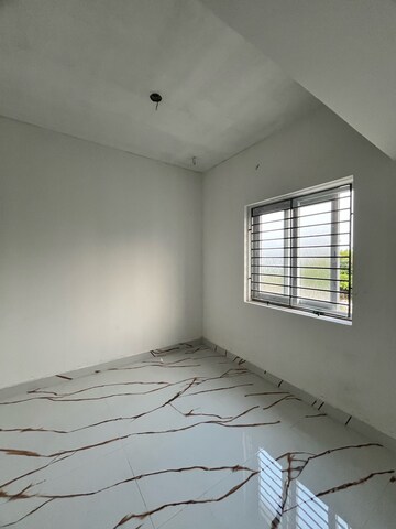 Room in 4 BHK Independent House at Vengambakkam – for Sale