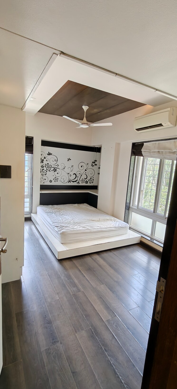 Bedroom, model colony 3 Bedroom 1500 Sq.Ft. Apartment In Model Colony Pune 8822748