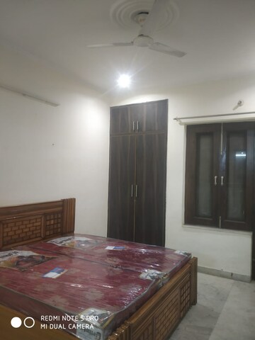 Living Room in 1 BHK Builder Floor at Sector 55 – for Rent
