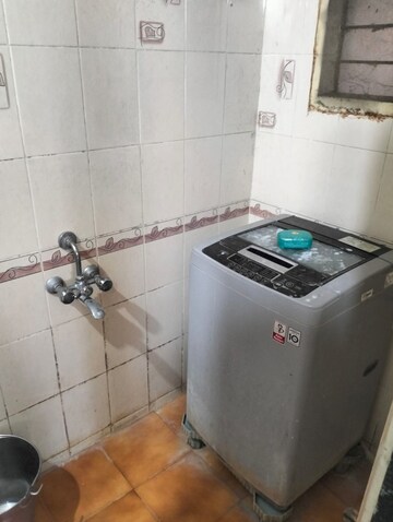 Furnished Amenities in 2 BHK Apartment at Shanti Vihar, Bavdhan – for Rent