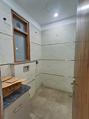 Bathroom in 2 BHK Builder Floor at Patparganj – for Sale