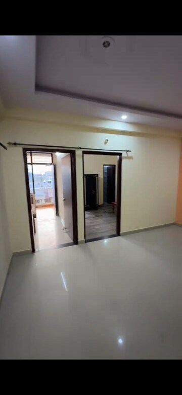 Room in 3 BHK Apartment at Durgapura – for Rent