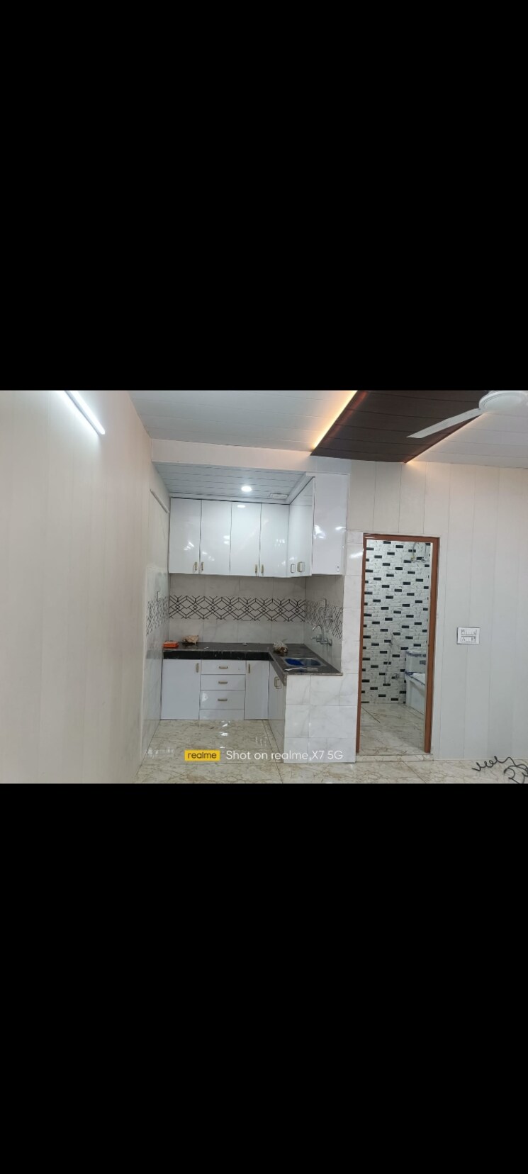 Floor Plan, lajpat nagar i Commercial Office Space 1000 Sq.Ft. In Lajpat Nagar I Delhi 8822792