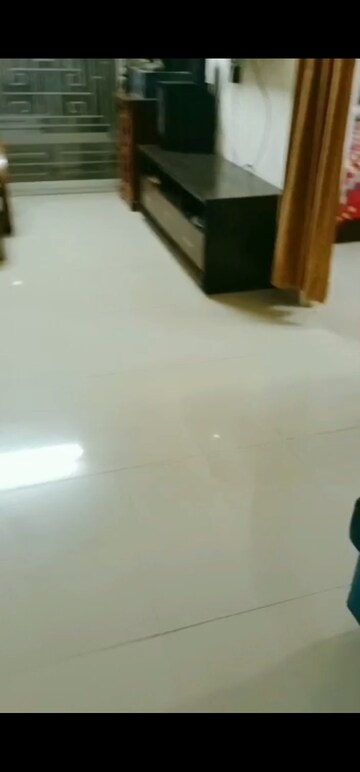 Room in 3 BHK Apartment at SLS Silicon Valley, Belathur – for Rent