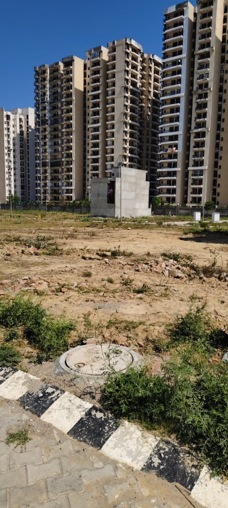 undefined, wave-city  200 Sq.Mt. Plot In Wave City Ghaziabad 8822873