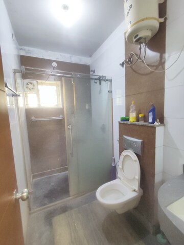 Furnished Amenities in 3 BHK Builder Floor at Btm Layout Stage 2 – for Rent