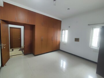 Room in 3 BHK Builder Floor at Btm Layout Stage 2 – for Rent