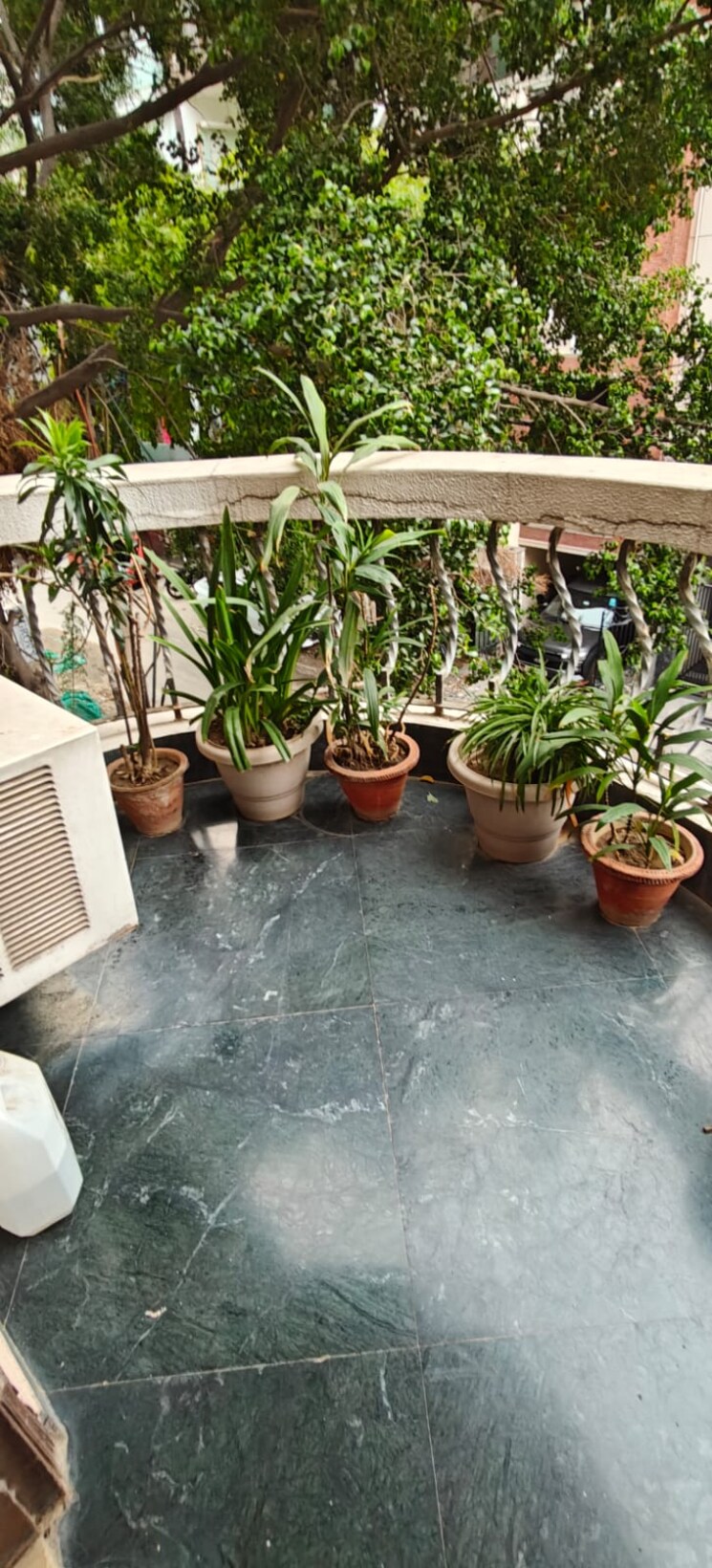  Parking, greater kailash i 3 Bedroom 2700 Sq.Ft. Builder Floor In Greater Kailash I Delhi 8822894