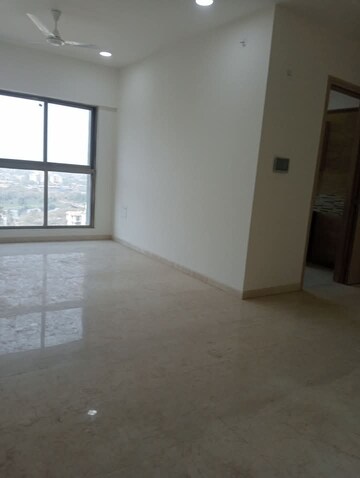 Room in 2 BHK Apartment at Sheth Irene, Malad West – for Rent