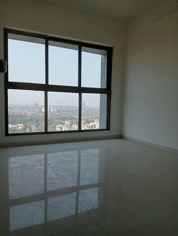 Room in 2 BHK Apartment at Sheth Irene, Malad West – for Rent