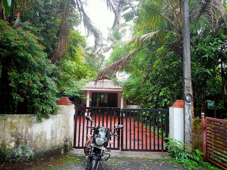 Listing Cover Image