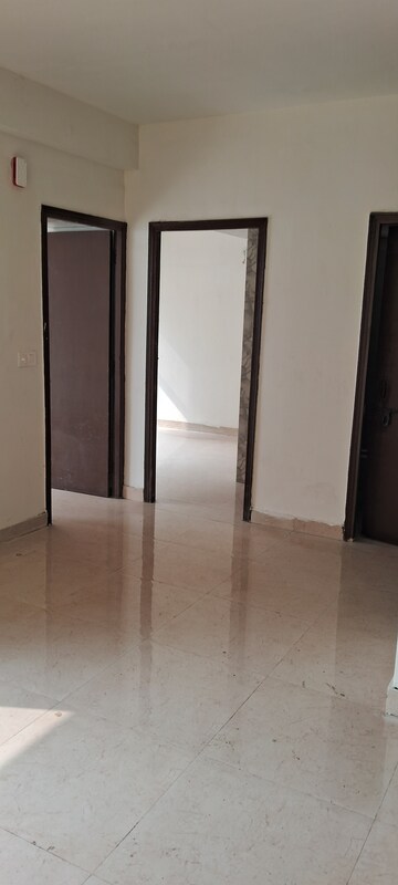 Furnished Amenities in 2 BHK Apartment at Signature Global Proxima, Sector 89 – for Rent