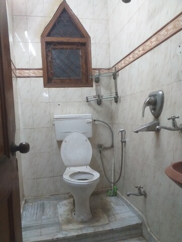Bathroom in 3 BHK Builder Floor at Old Rajinder Nagar – for Rent