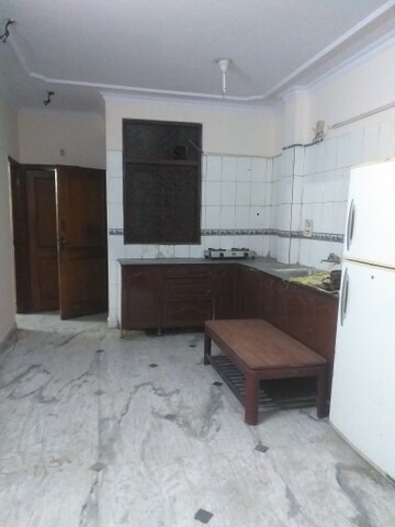 Kitchen in 3 BHK Builder Floor at Old Rajinder Nagar – for Rent