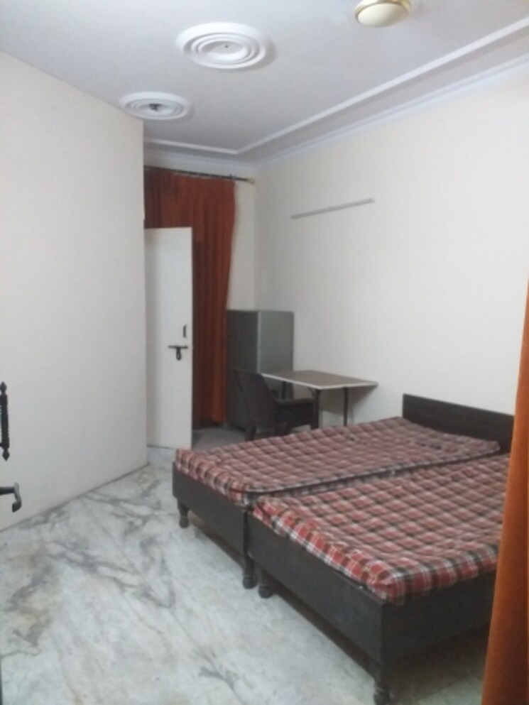 Bedroom, old rajinder nagar 3 Bedroom 1180 Sq.Ft. Builder Floor In Old Rajinder Nagar Delhi 8822948