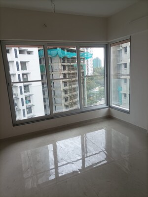 Room in 3 BHK Apartment at DGS Sheetal Infinity, Goregaon East – for Sale