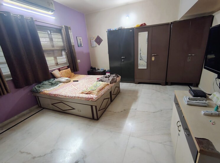 Master Bedroom, prahlad nagar 4 Bedroom 160 Sq.Yd. Villa In Prahlad Nagar Ahmedabad 8822973