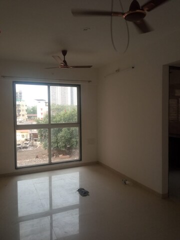 Room in 2 BHK Apartment at Kohinoor Prime, Ulhasnagar – for Rent