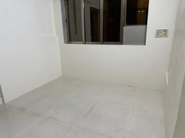1 RK Apartment For Rent in Naupada