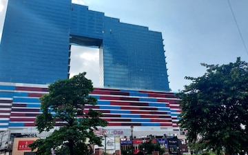 Office Space For Rent in Max Towers, Sector 16b