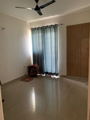 Living Room in 3 BHK Apartment at Mapsko Paradise, Sector 83 – for Rent