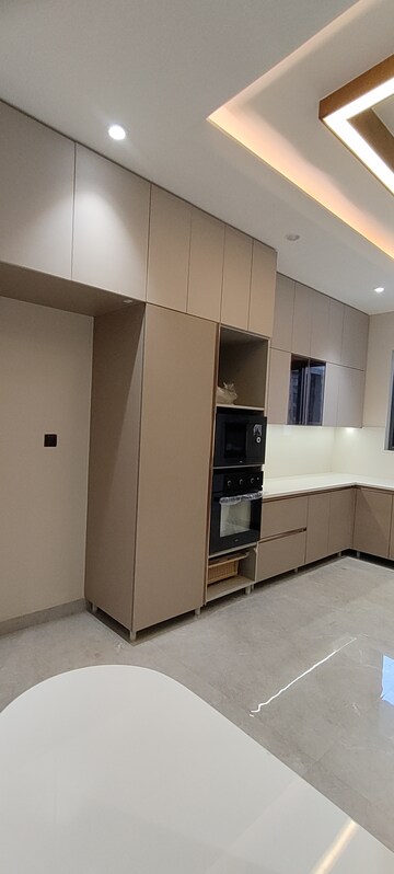 Kitchen in 4 BHK Builder Floor at Sector 84 – for Sale