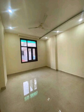 1 BHK Builder Floor For Rent in Saket