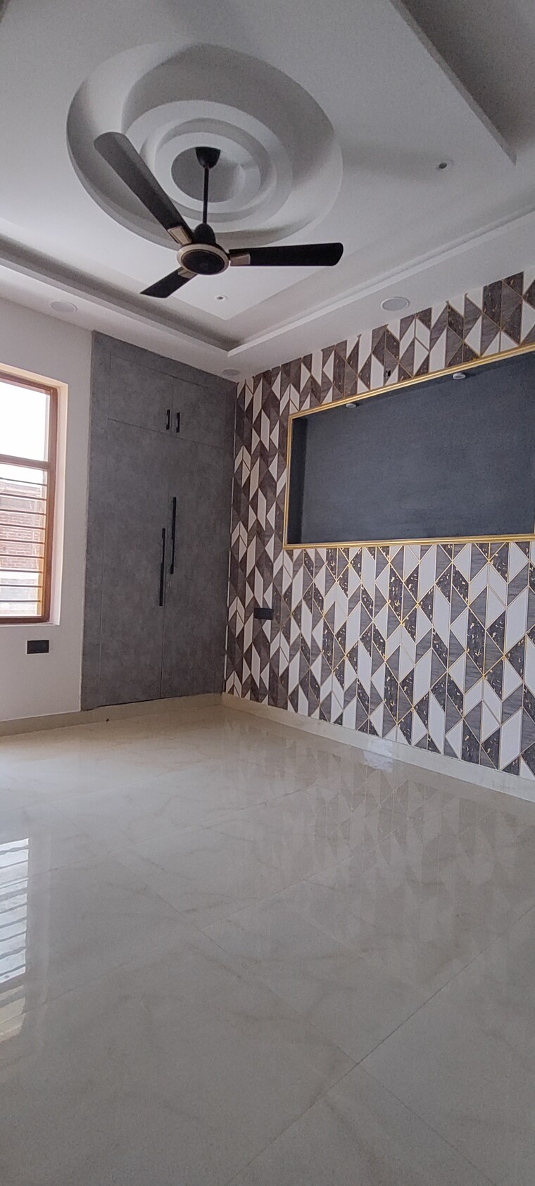 Room, puri-kohinoor 3 Bedroom 1500 Sq.Ft. Builder Floor In Sector 89 Faridabad 8823251
