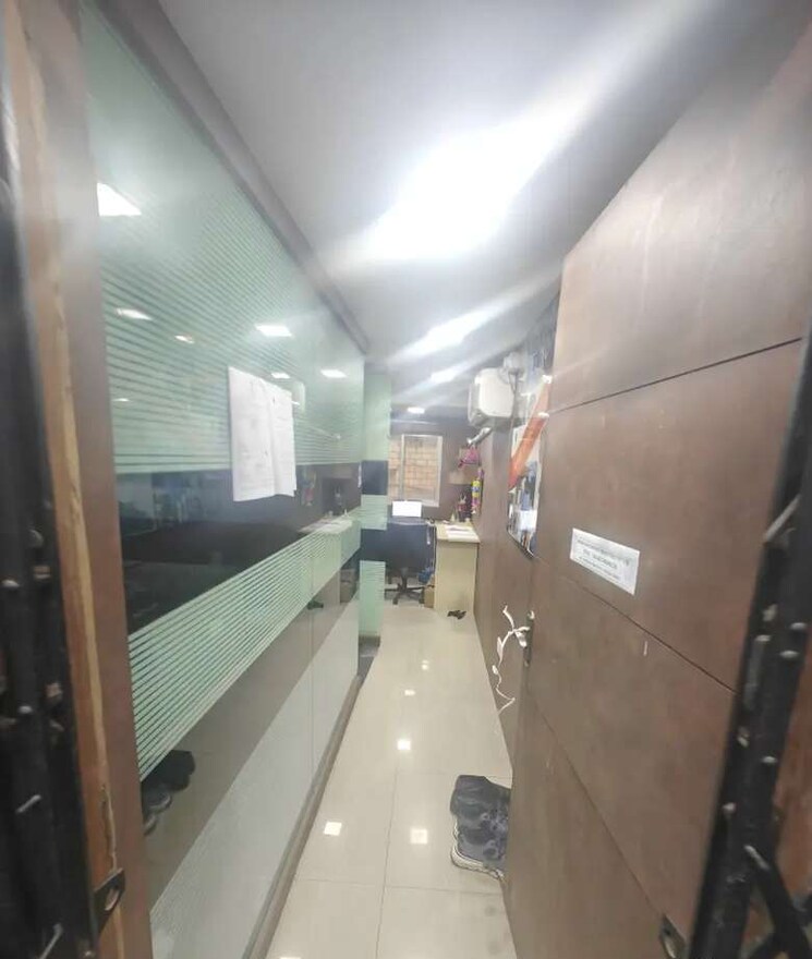 undefined, mahatma gandhi road Commercial Office Space 450 Sq.Ft. In Mahatma Gandhi Road Kolkata 8823223
